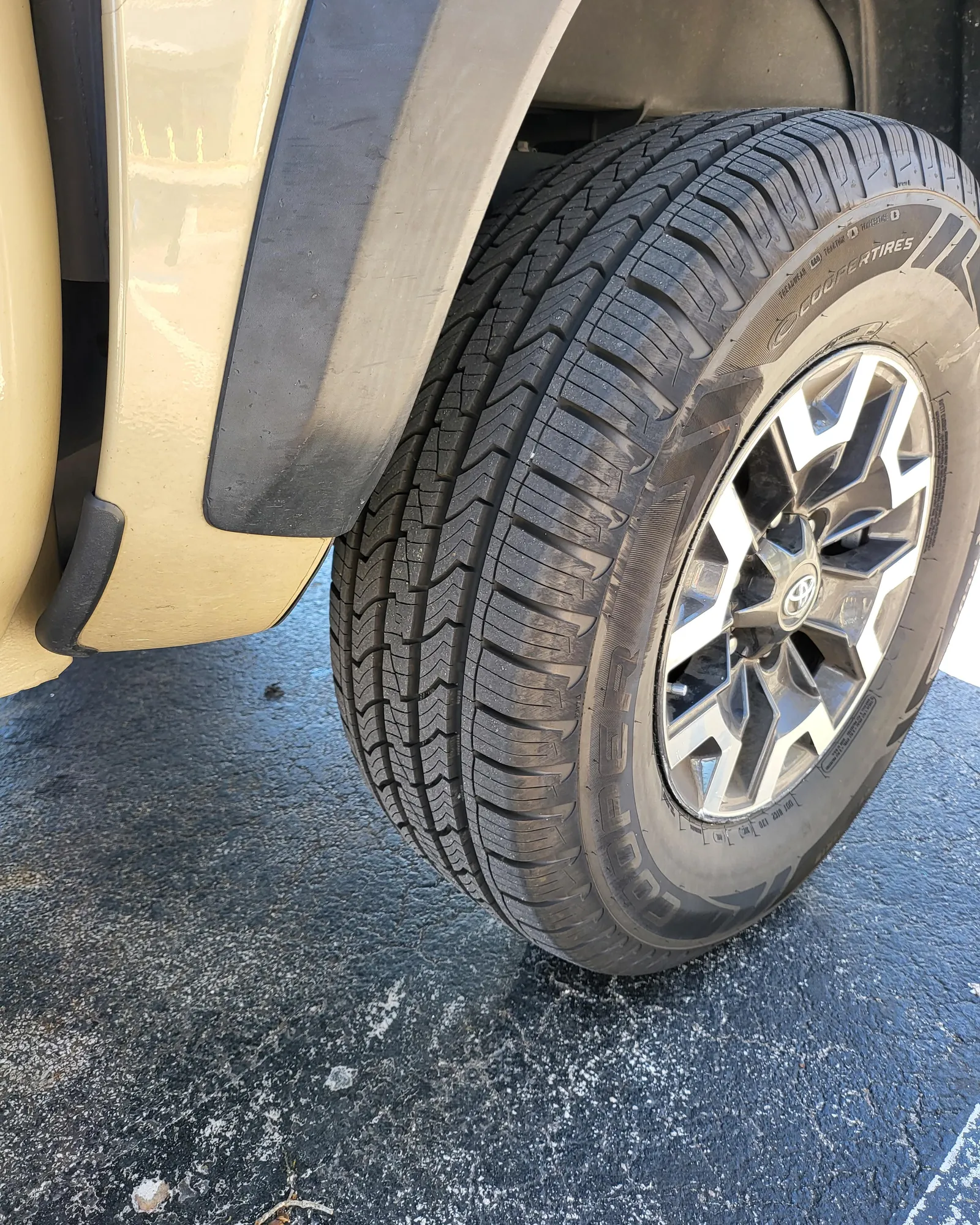 Comparing tire sizes to avoid common mistakes when upgrading to mud tires.